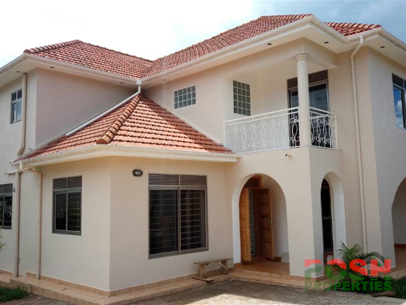 Mansion for rent in Kira Wakiso