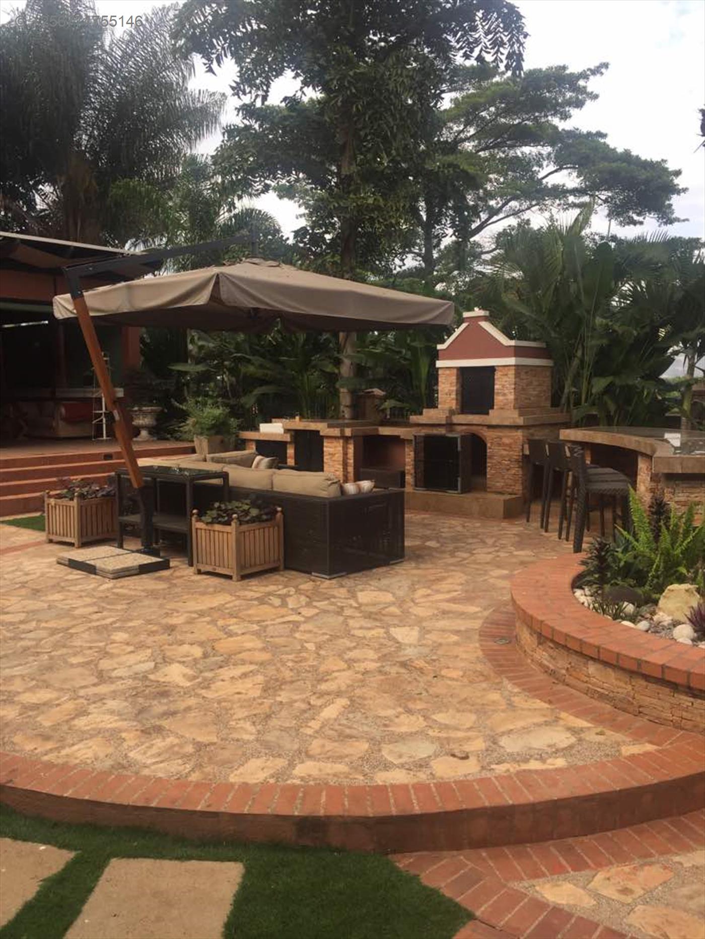 Mansion for rent in Bugoloobi Kampala