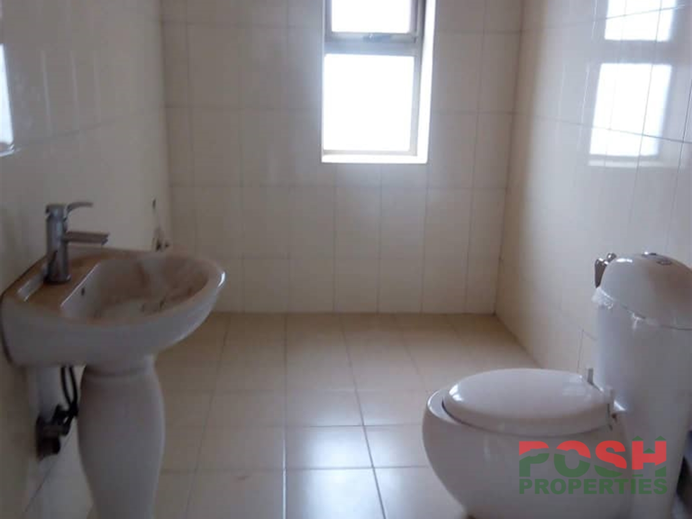 Town House for sale in Munyonyo Kampala