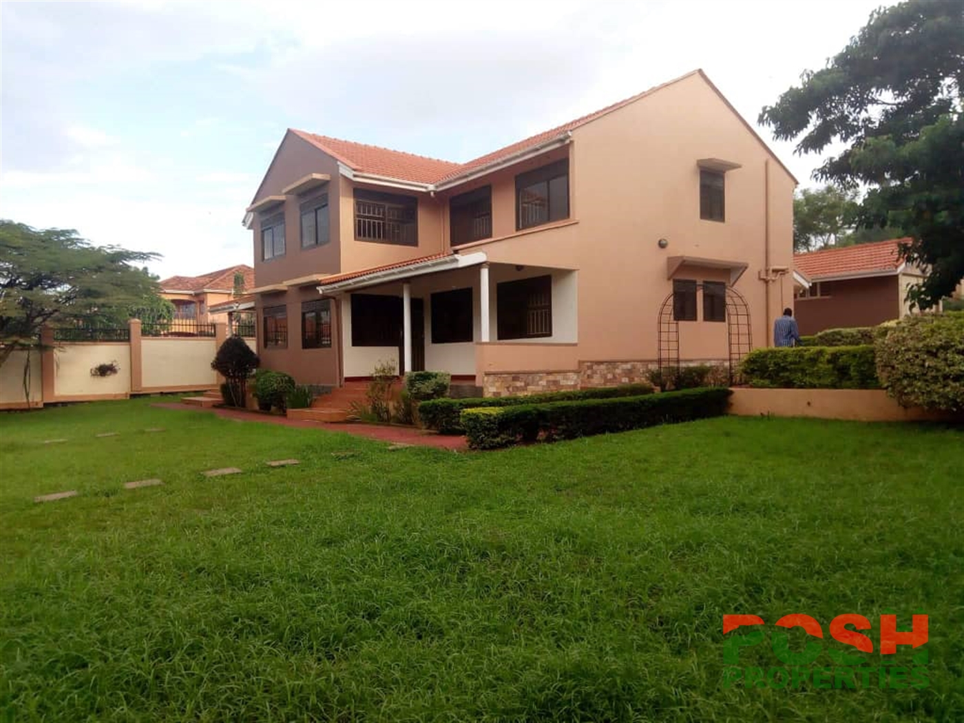 Mansion for rent in Munyonyo Kampala