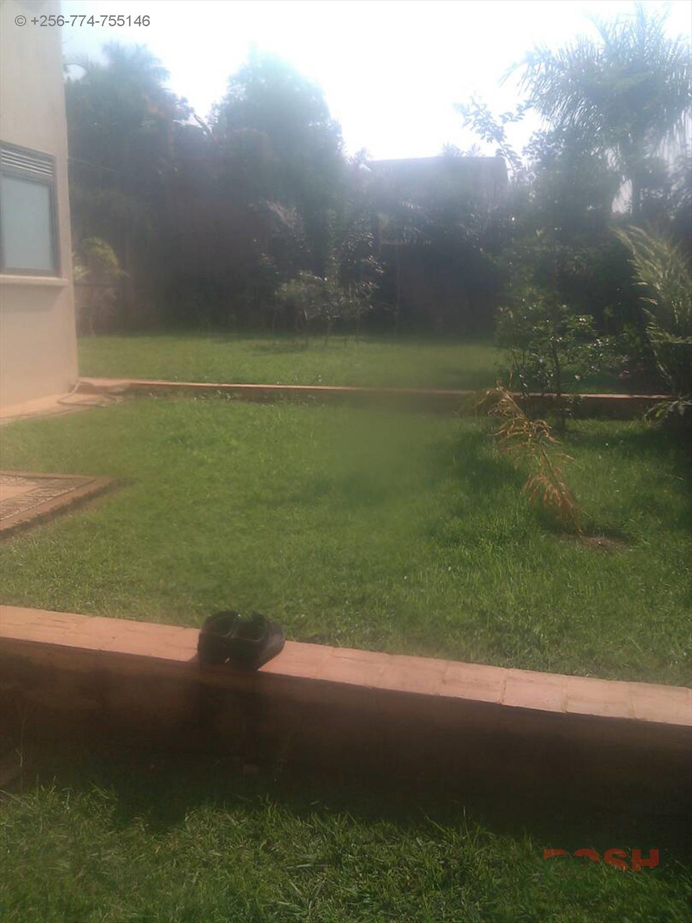 Mansion for sale in Lubowa Wakiso