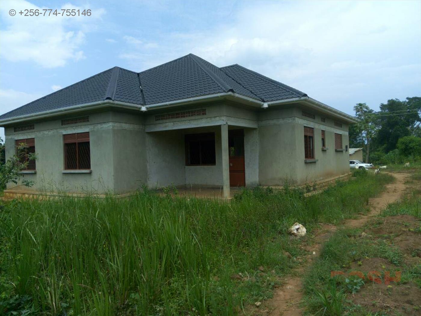 Bungalow for sale in Gayaza Wakiso