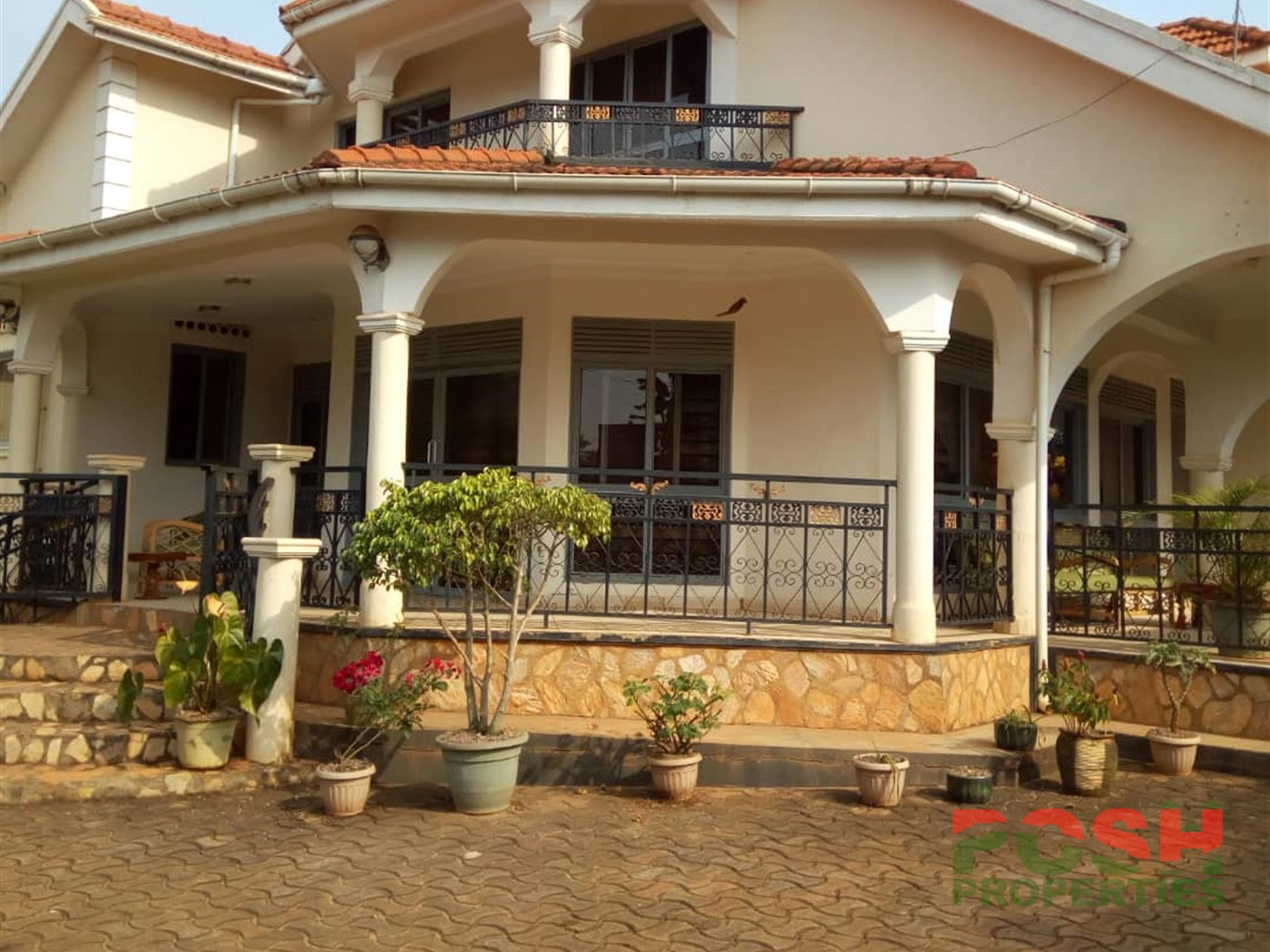 Mansion for sale in Munyonyo Kampala