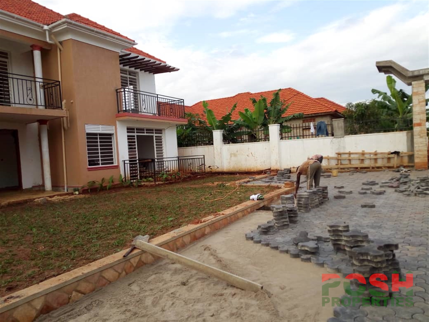 Mansion for sale in Munyonyo Wakiso