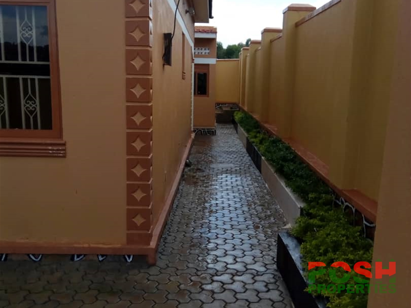 Bungalow for sale in Kitende Wakiso