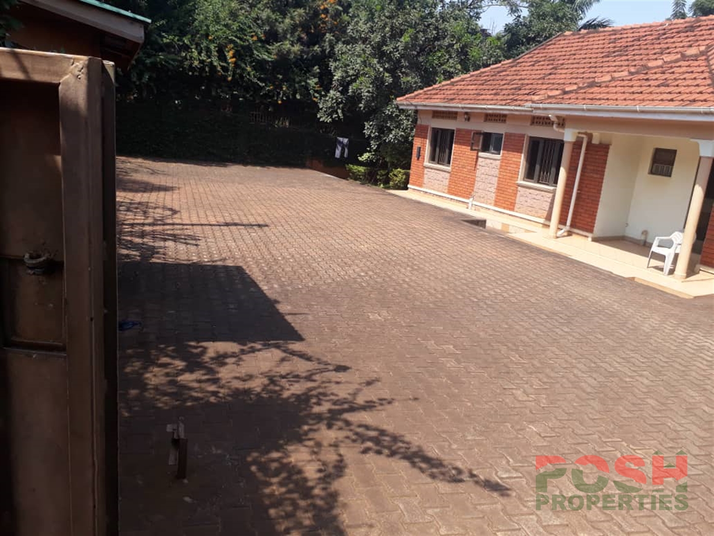 Bungalow for rent in Naalya Kampala