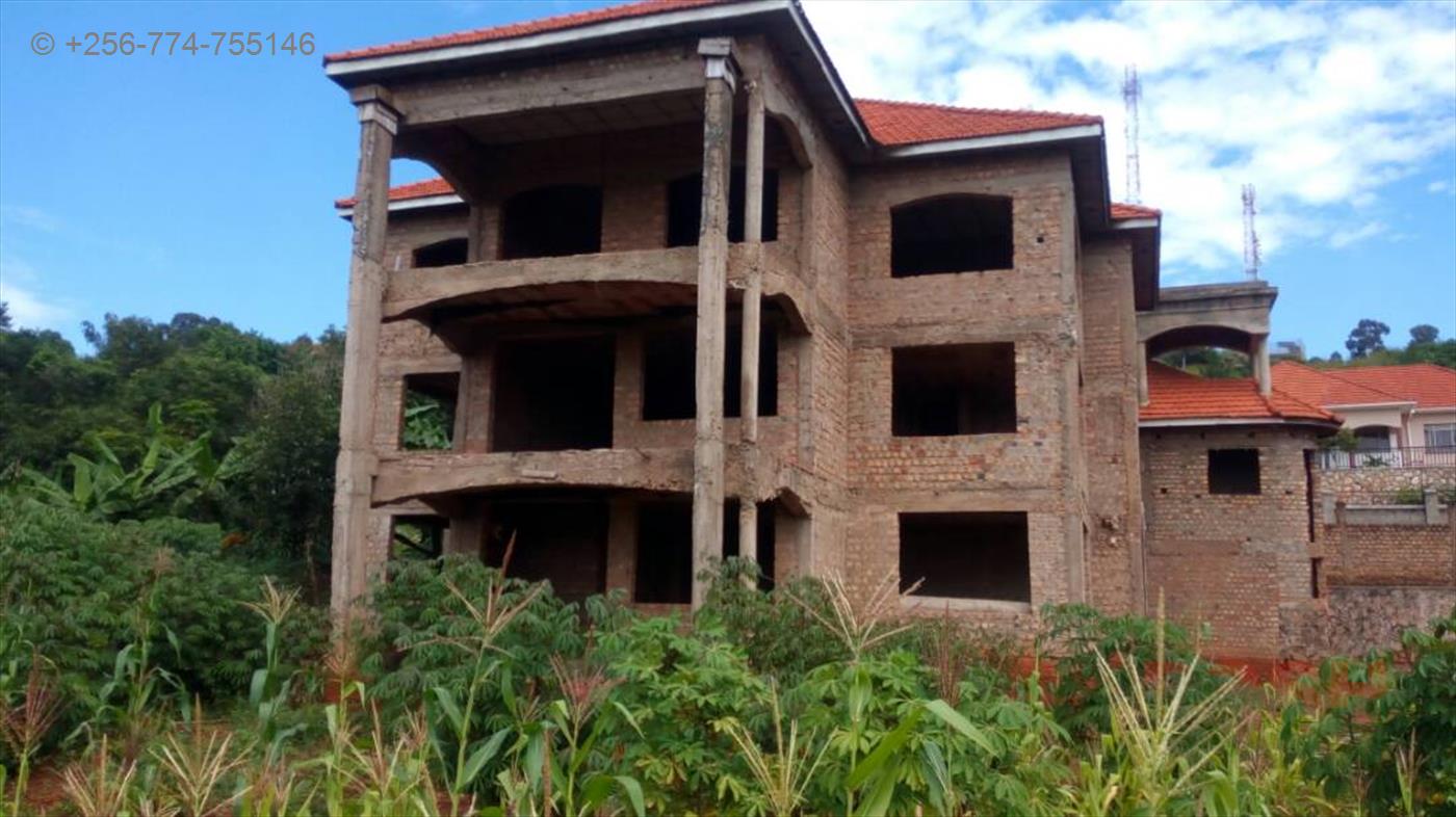 Mansion for sale in Bwebajja Wakiso