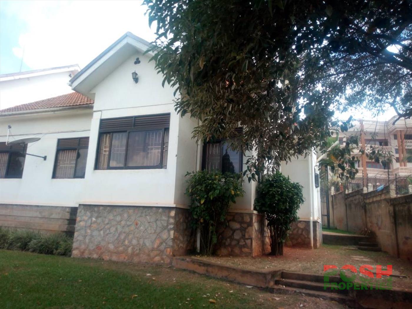 Bungalow for sale in Munyonyo Kampala