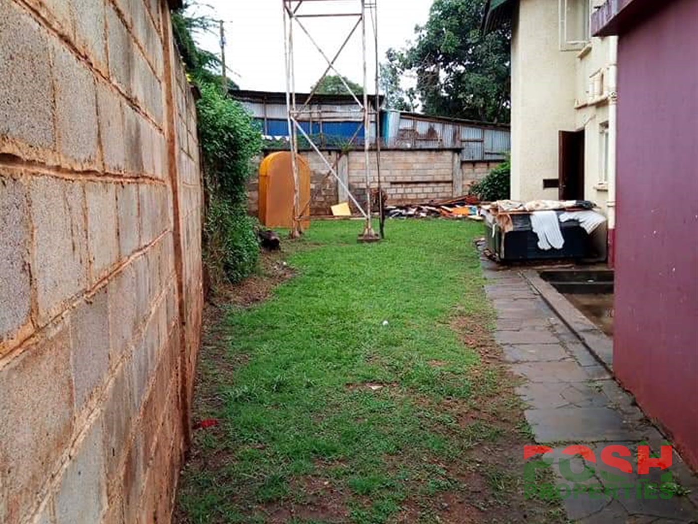 Mansion for sale in Bugoloobi Kampala