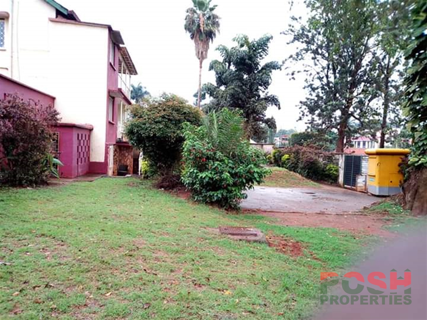 Mansion for sale in Bugoloobi Kampala