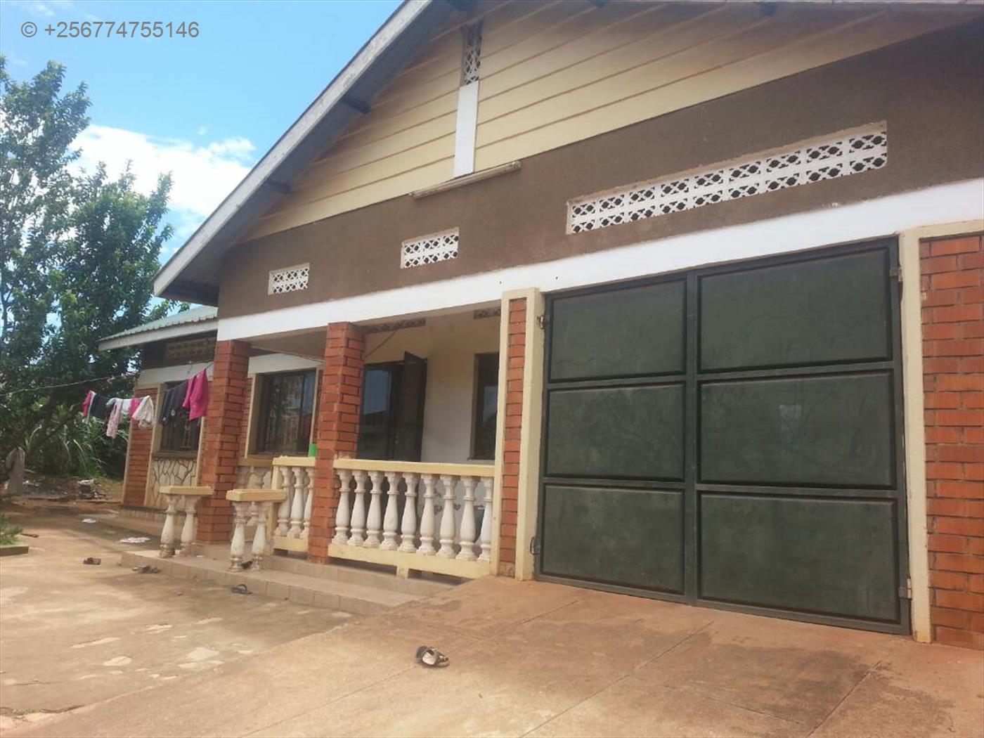 Bungalow for sale in Kiwaatule Kampala