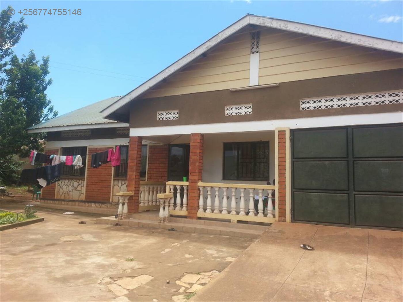 Bungalow for sale in Kiwaatule Kampala