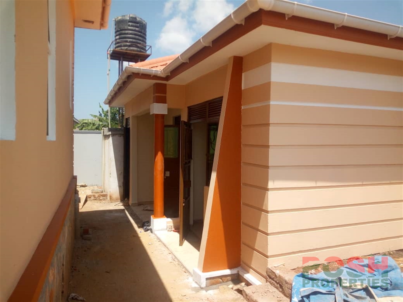 Bungalow for sale in Kitende Wakiso