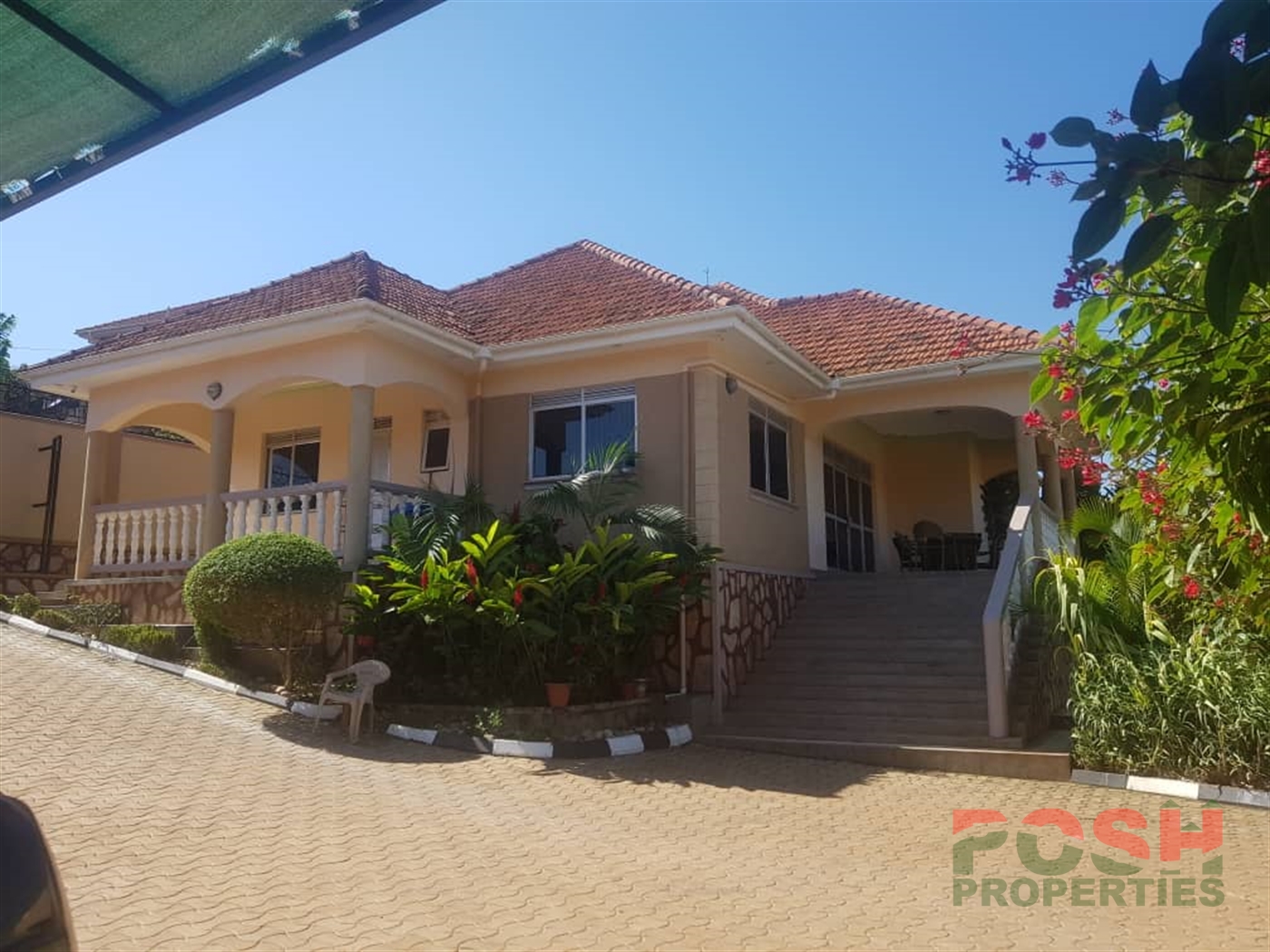 Bungalow for rent in Muyenga Kampala