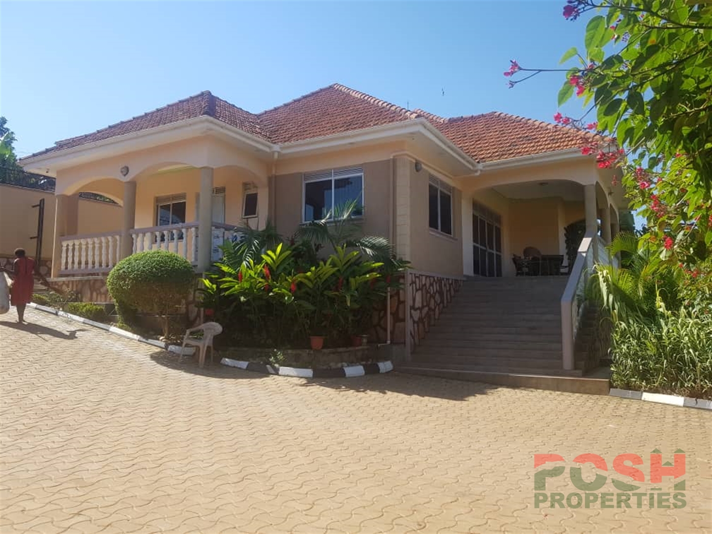 Bungalow for rent in Muyenga Kampala