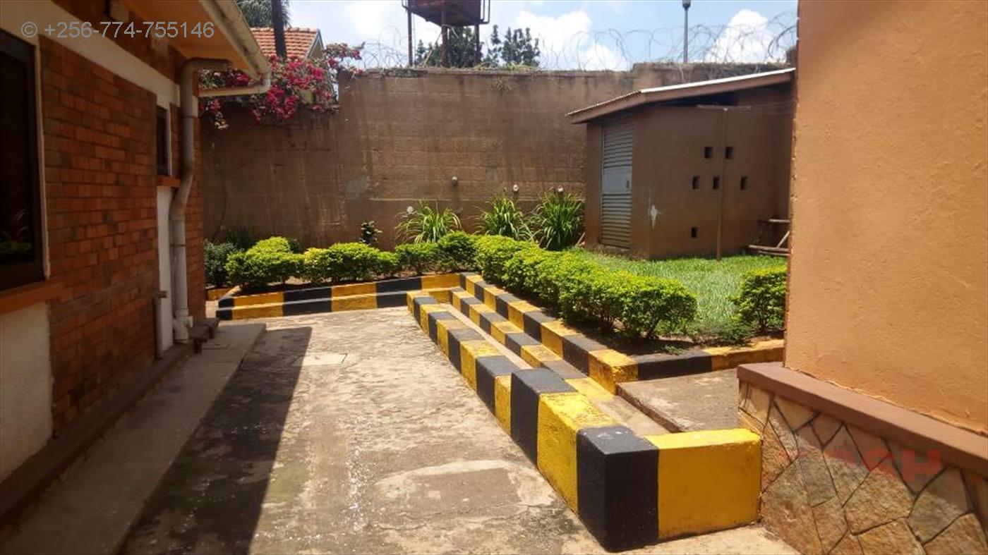 Bungalow for rent in Naguru Kampala