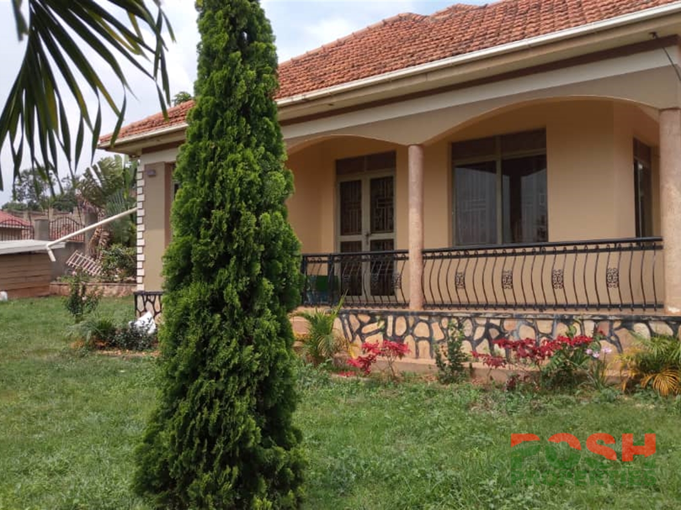 Bungalow for sale in Seguku Wakiso