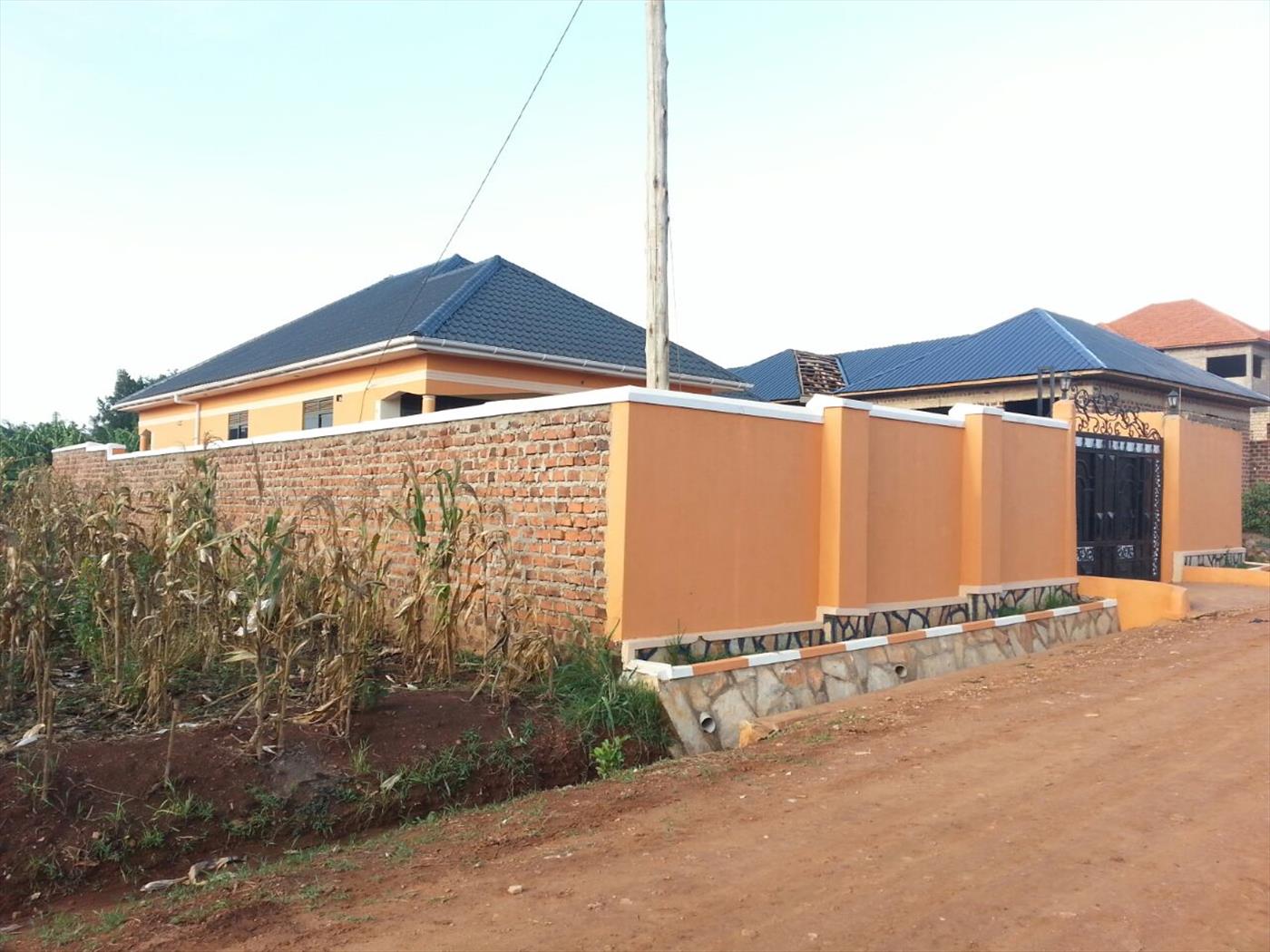 Bungalow for sale in Gayaza Wakiso