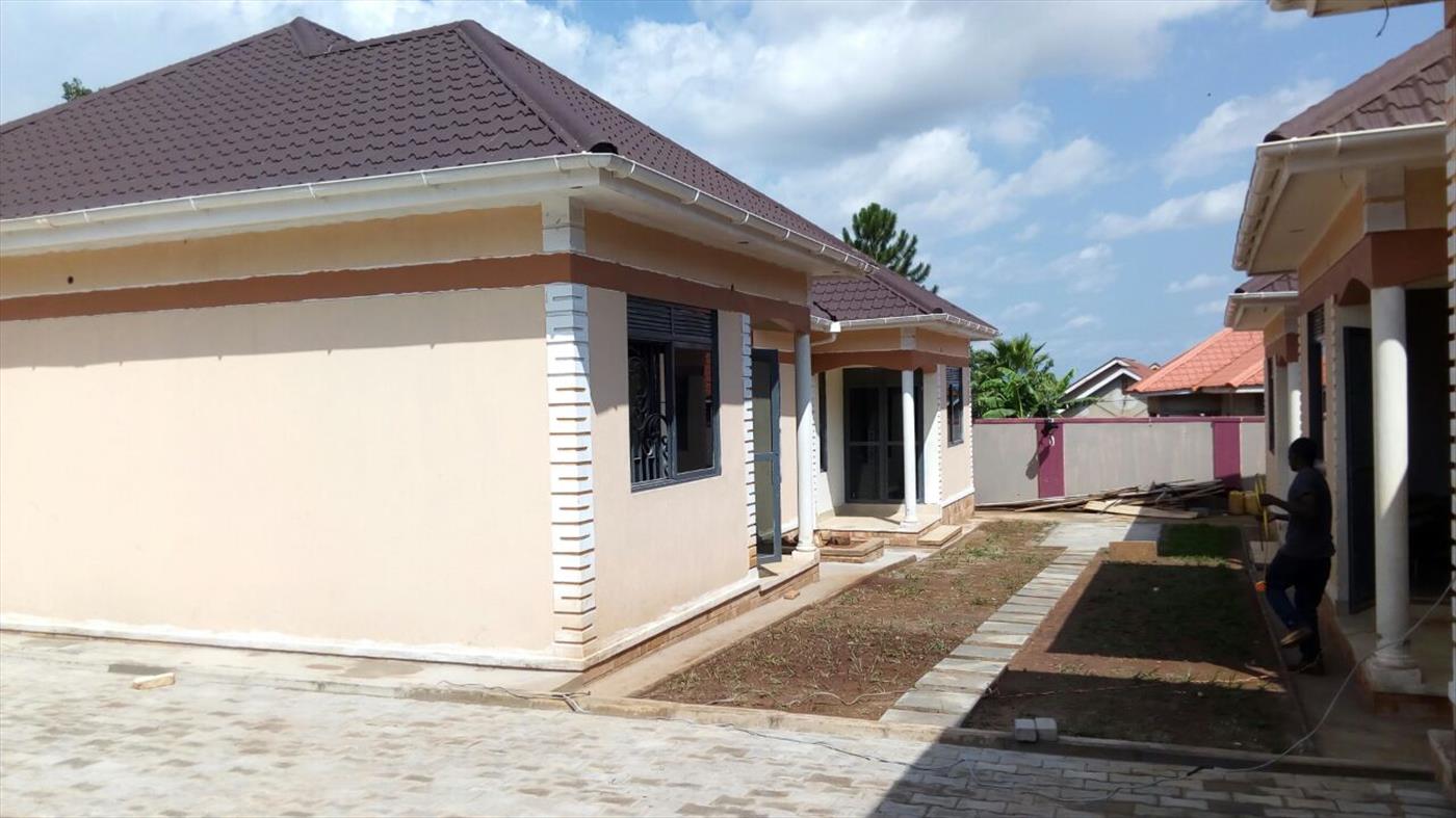 Semi Detached for rent in Najjera Wakiso