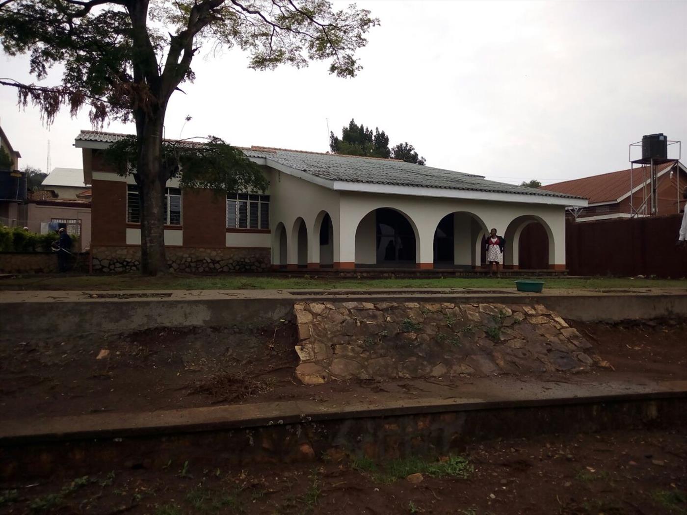 Bungalow for rent in Mutungo Wakiso