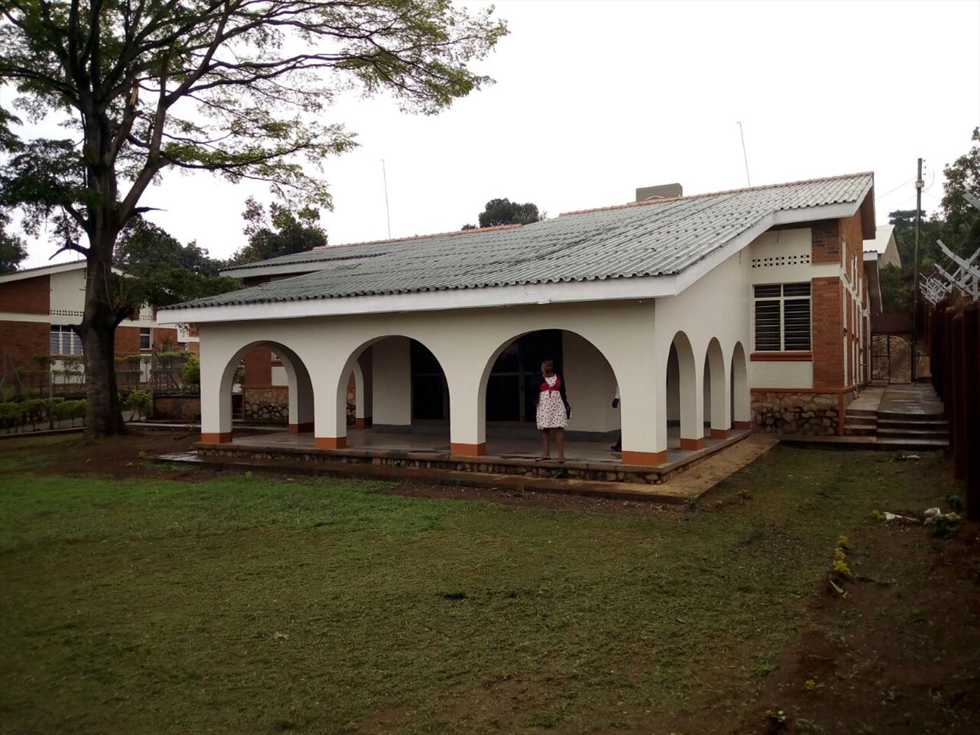 Bungalow for rent in Mutungo Wakiso