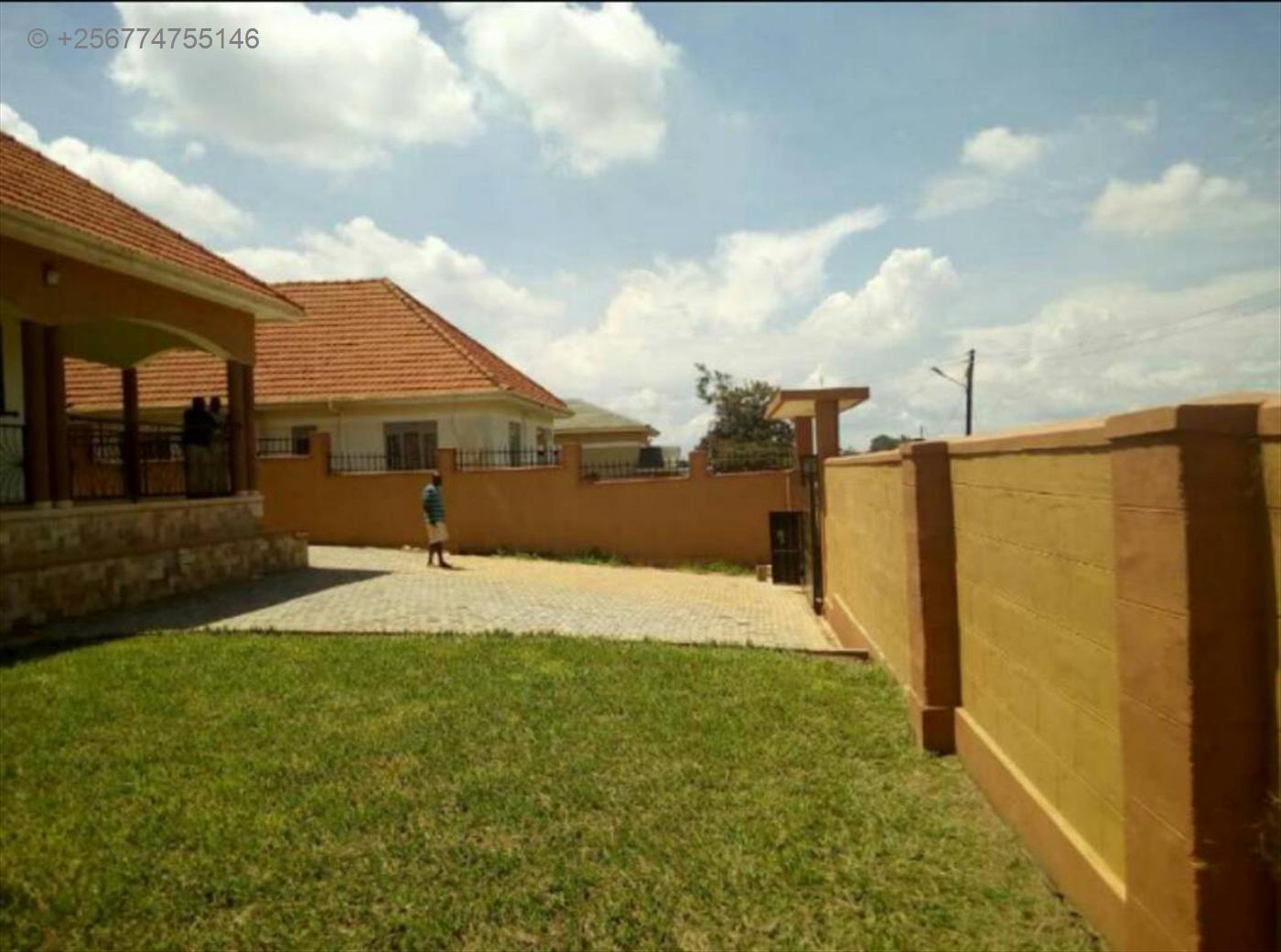 Bungalow for sale in Kyanja Wakiso