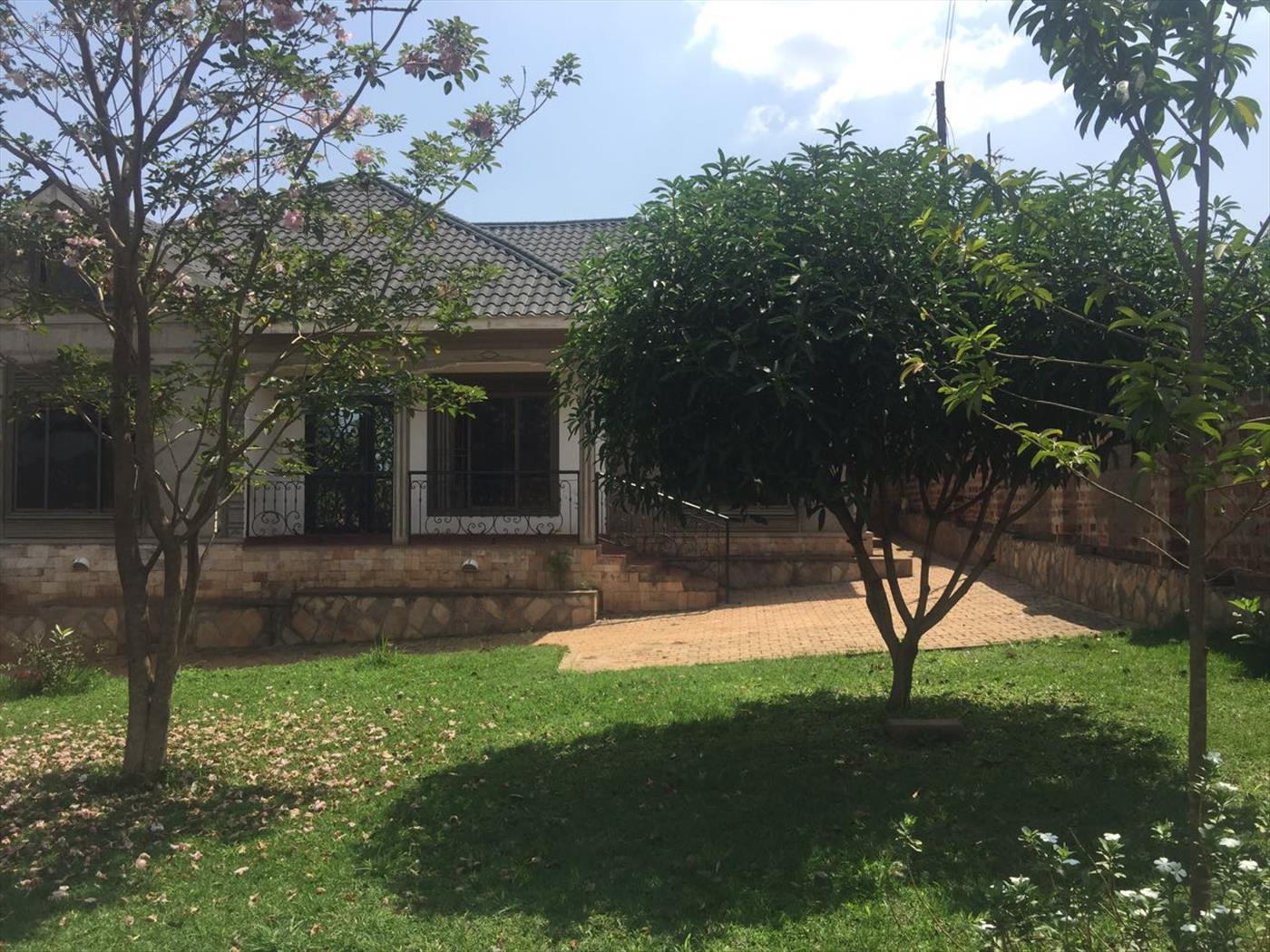 Bungalow for sale in Matugga Wakiso