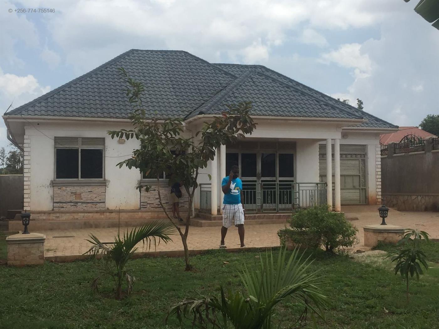 Bungalow for sale in Kagoma Wakiso