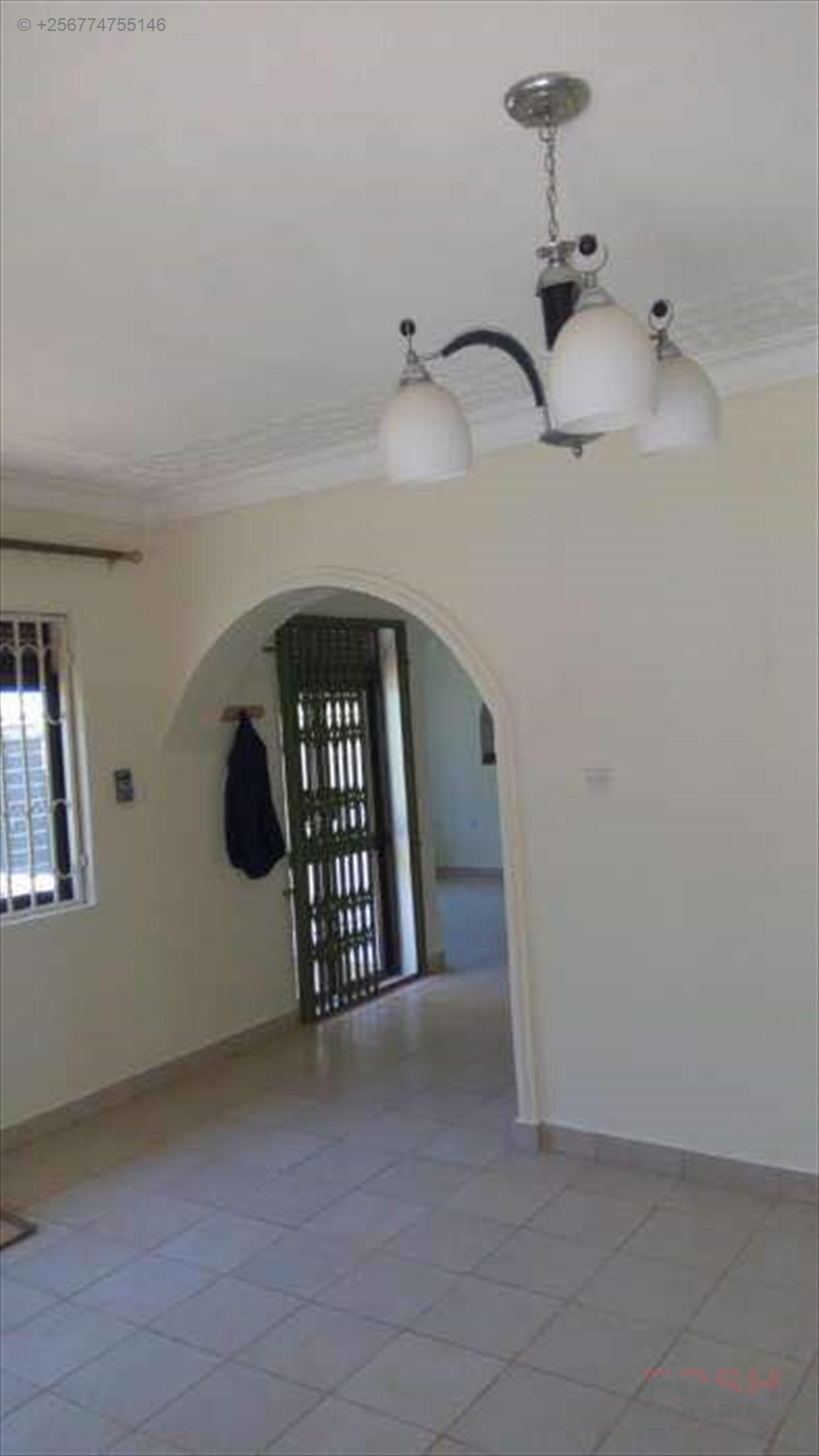 Bungalow for rent in Bugoloobi Kampala