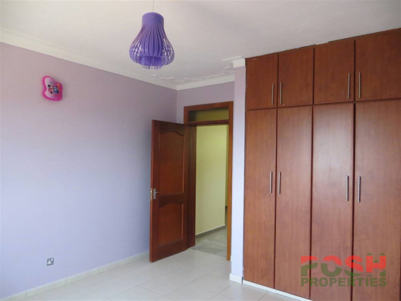 Mansion for rent in Bwebajja Wakiso