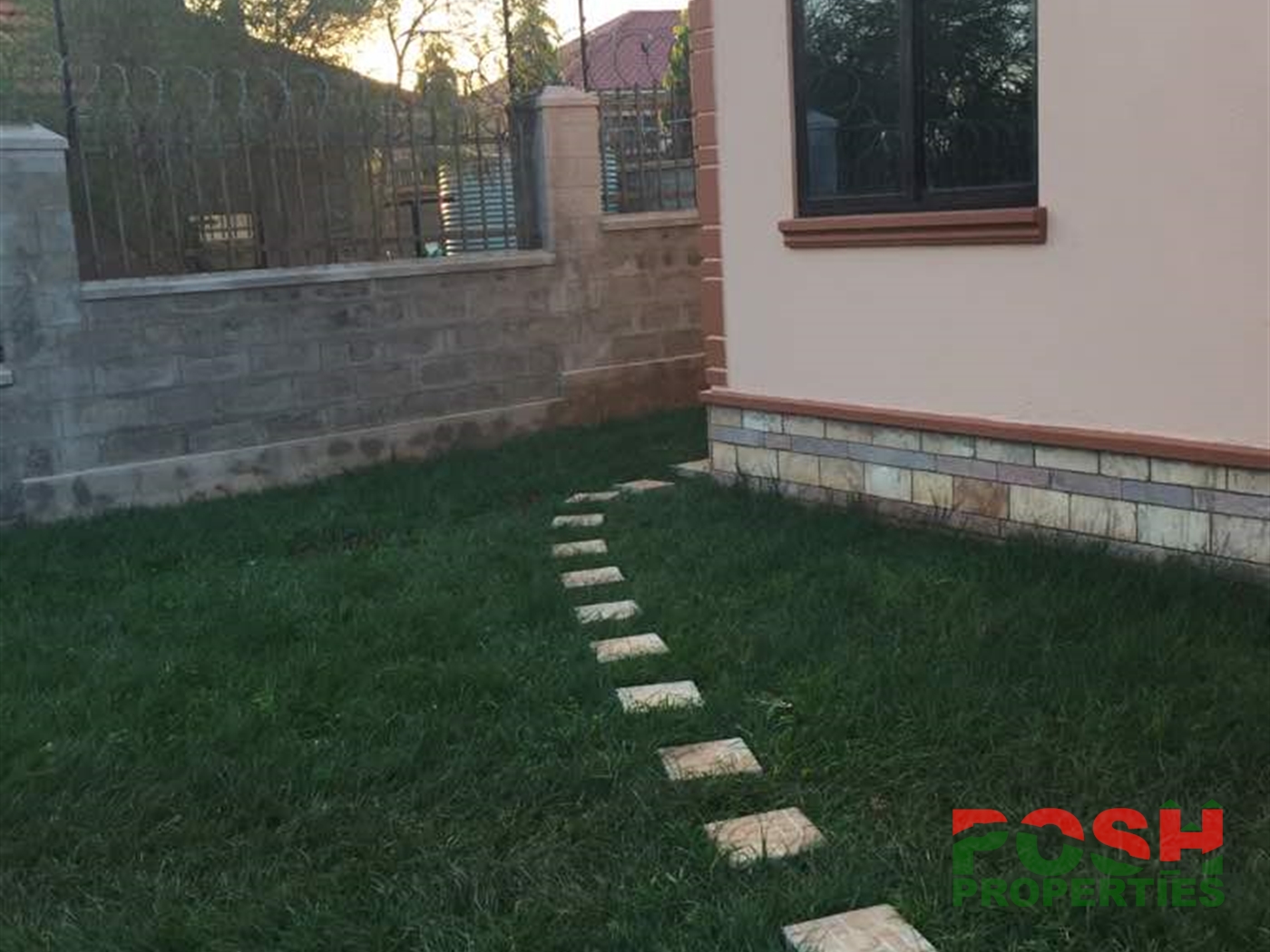 Bungalow for sale in Kyanja Wakiso