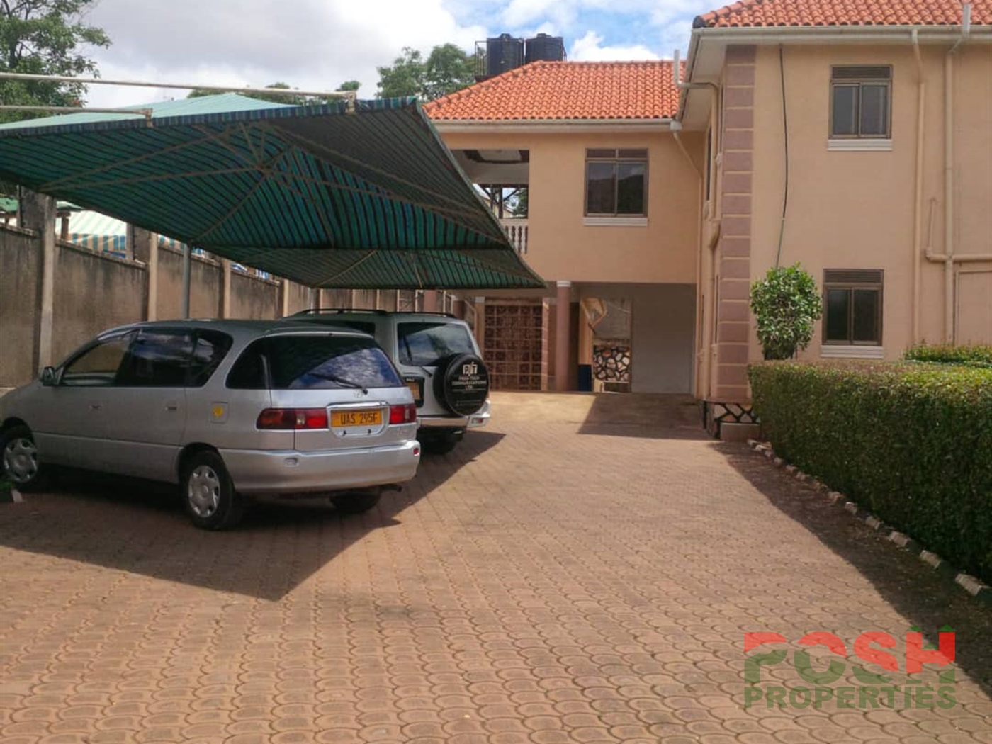 Mansion for rent in Kololo Kampala