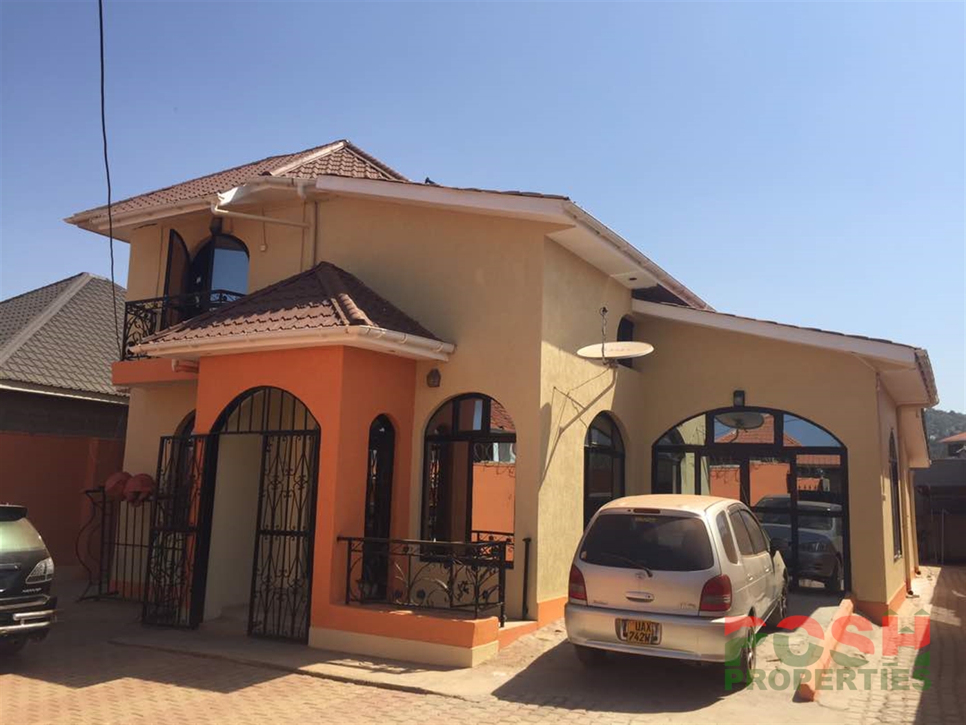 Mansion for sale in Seguku Wakiso