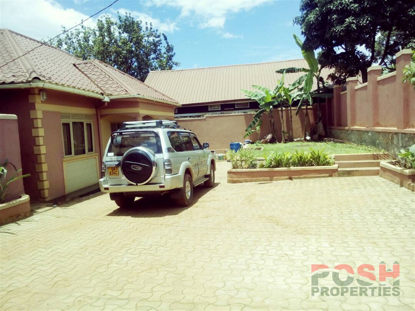 Bungalow for sale in Kitebi Wakiso