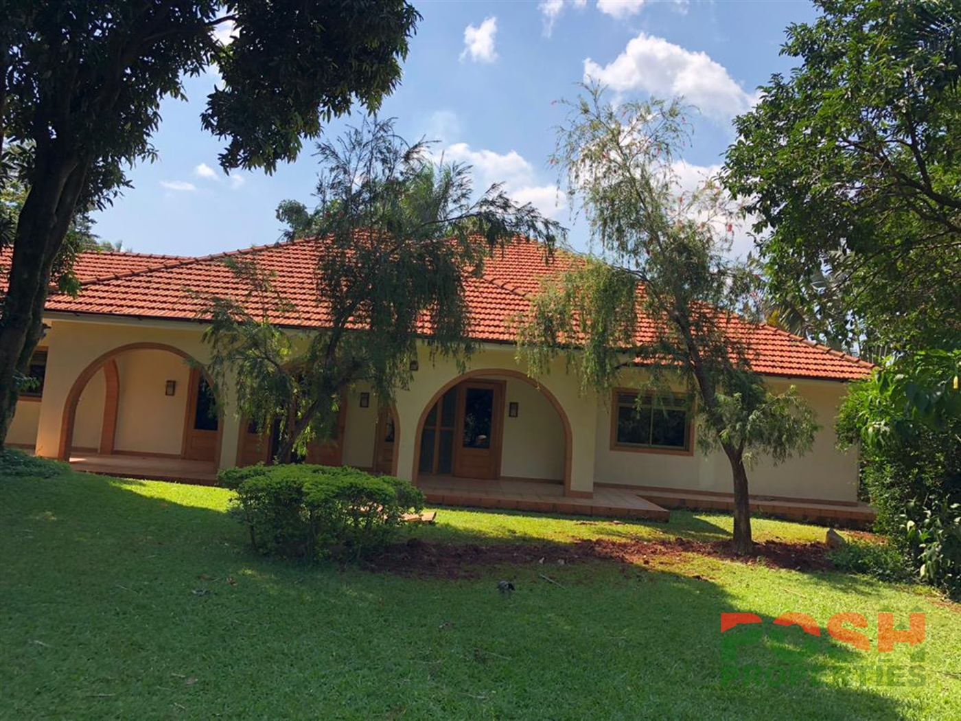 Bungalow for rent in Mbuya Kampala