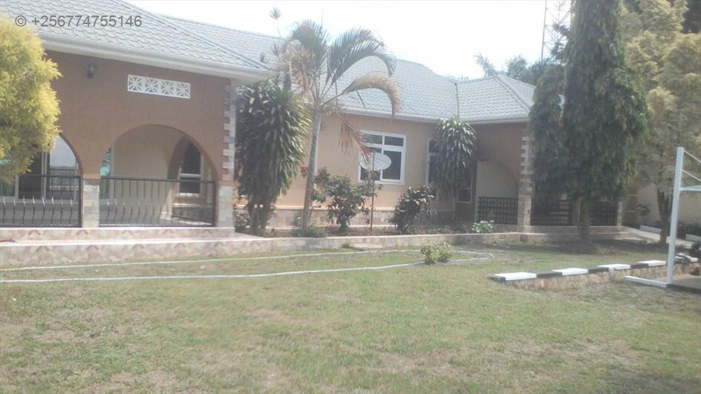 Bungalow for sale in Lubowa Wakiso