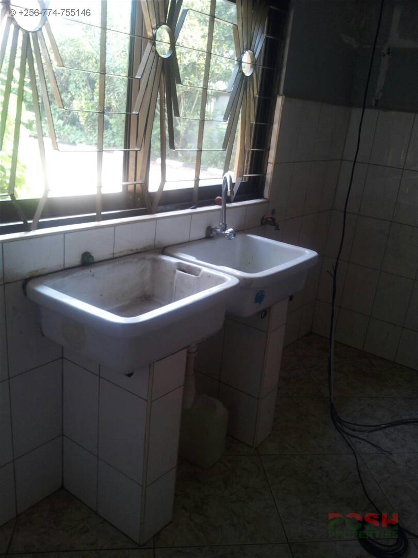 Bungalow for rent in Bukoto Kampala