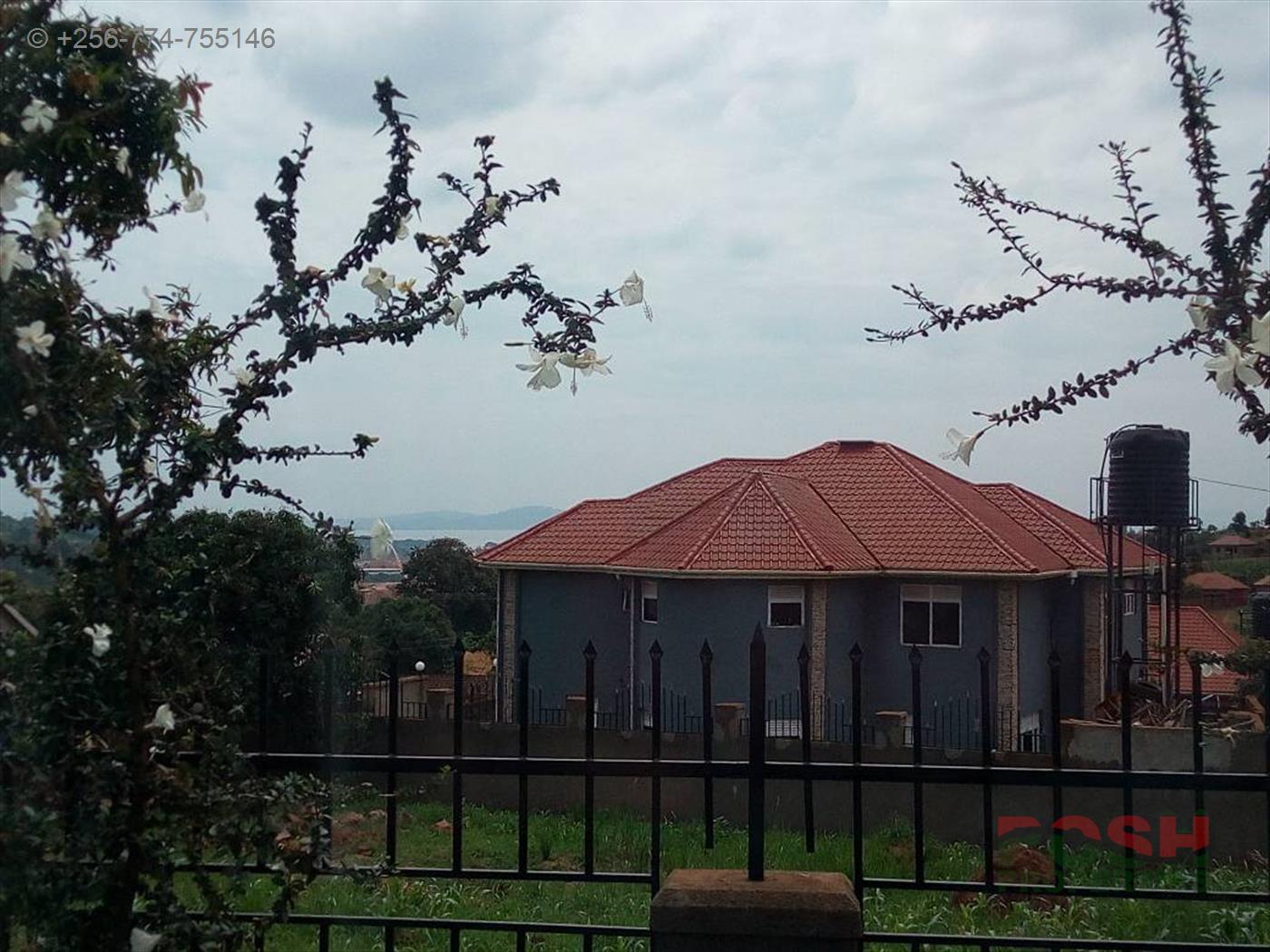 Mansion for sale in Mutungo Wakiso