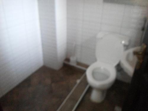 Bathroom (Toilet)