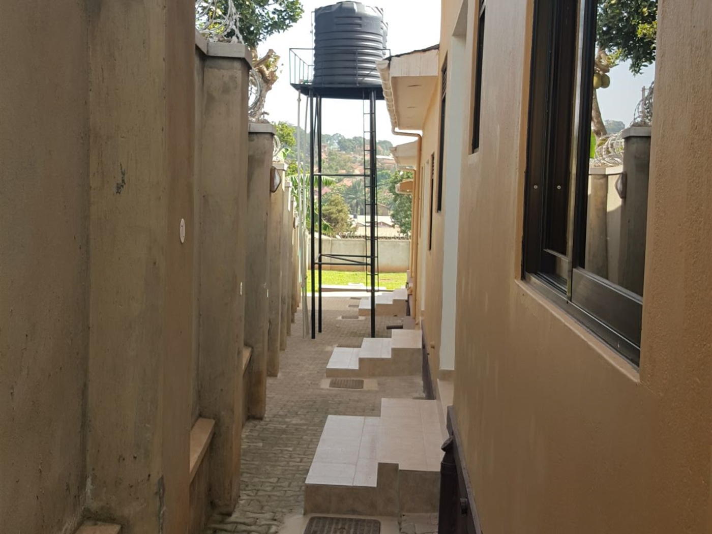 Semi Detached for rent in Mengo Kampala