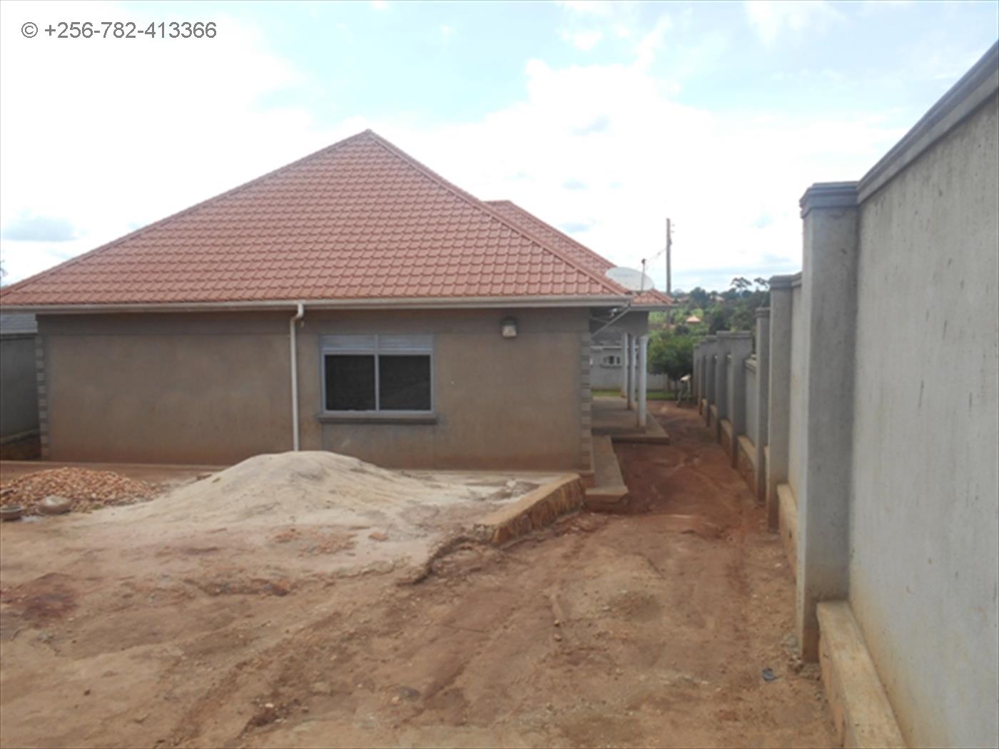 Bungalow for sale in Kitende Wakiso