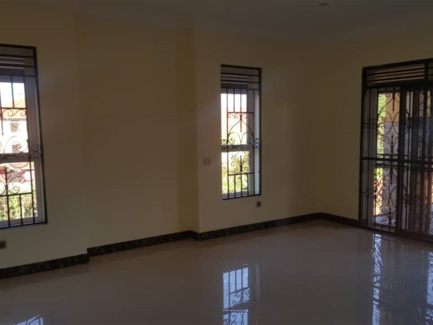 Maisonette for sale in Munyonyo Kampala