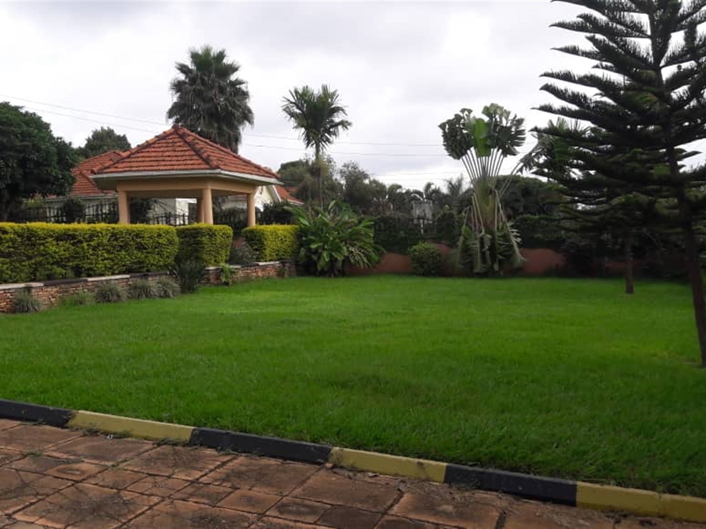 Bungalow for rent in Lubowa Wakiso