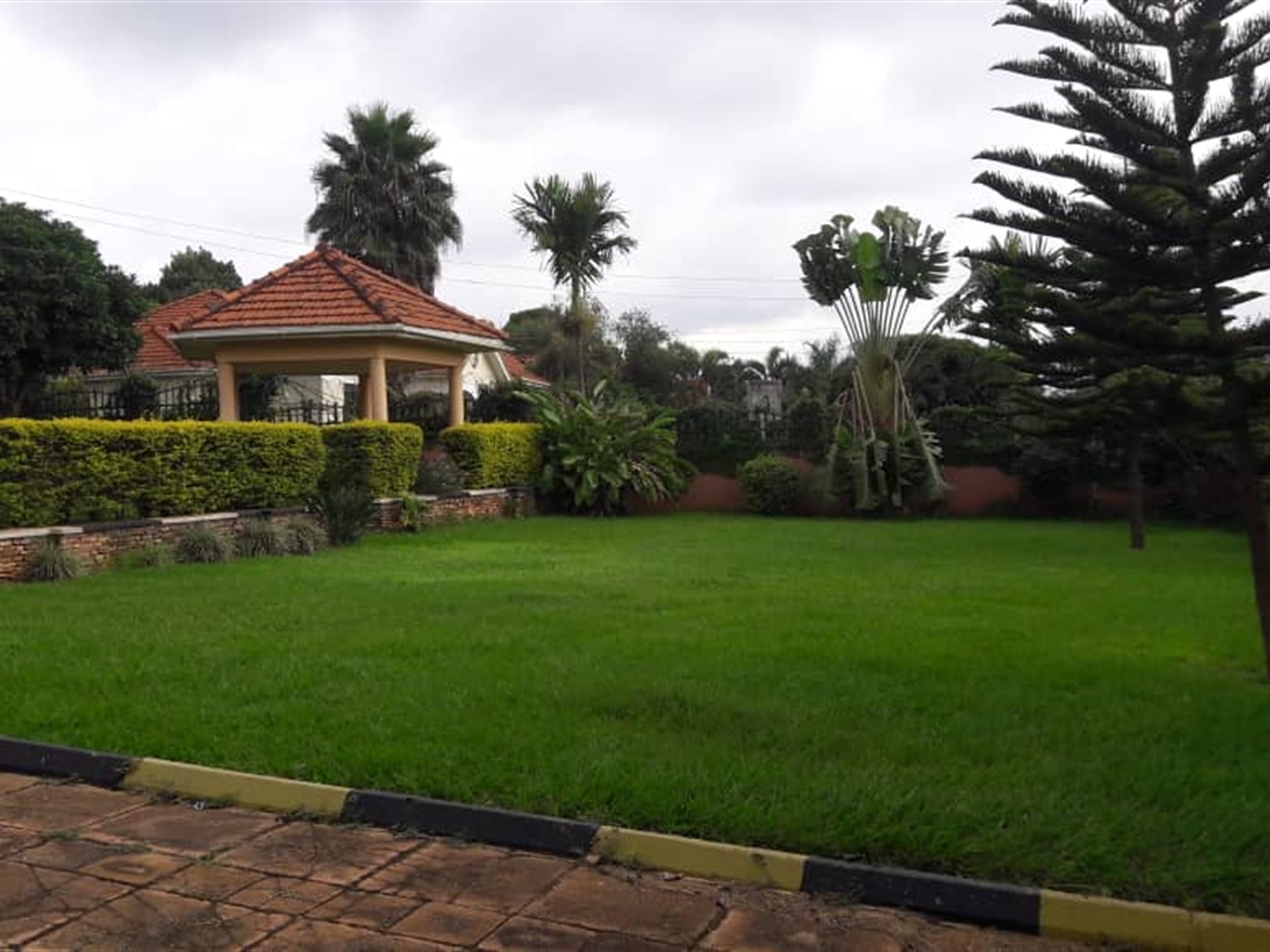 Bungalow for rent in Lubowa Wakiso