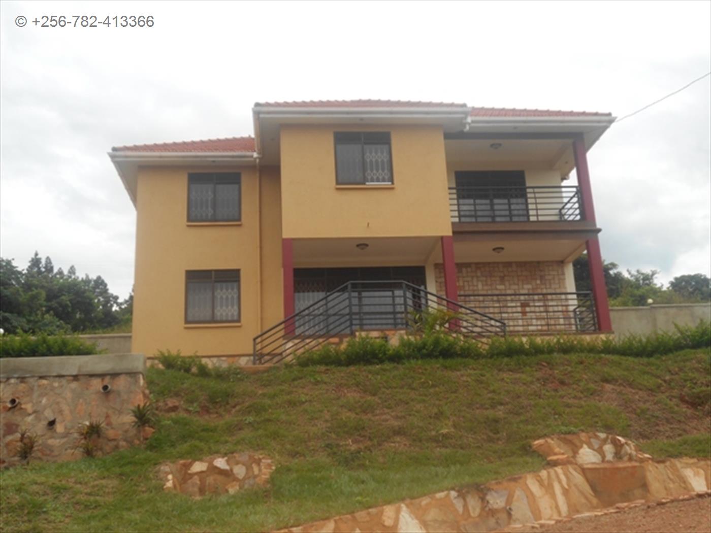 Maisonette for rent in Bwebajja Wakiso