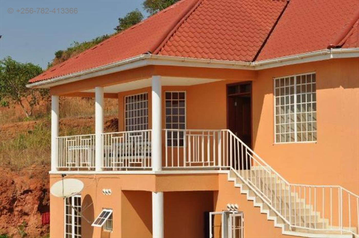 Maisonette for sale in Seguku Wakiso