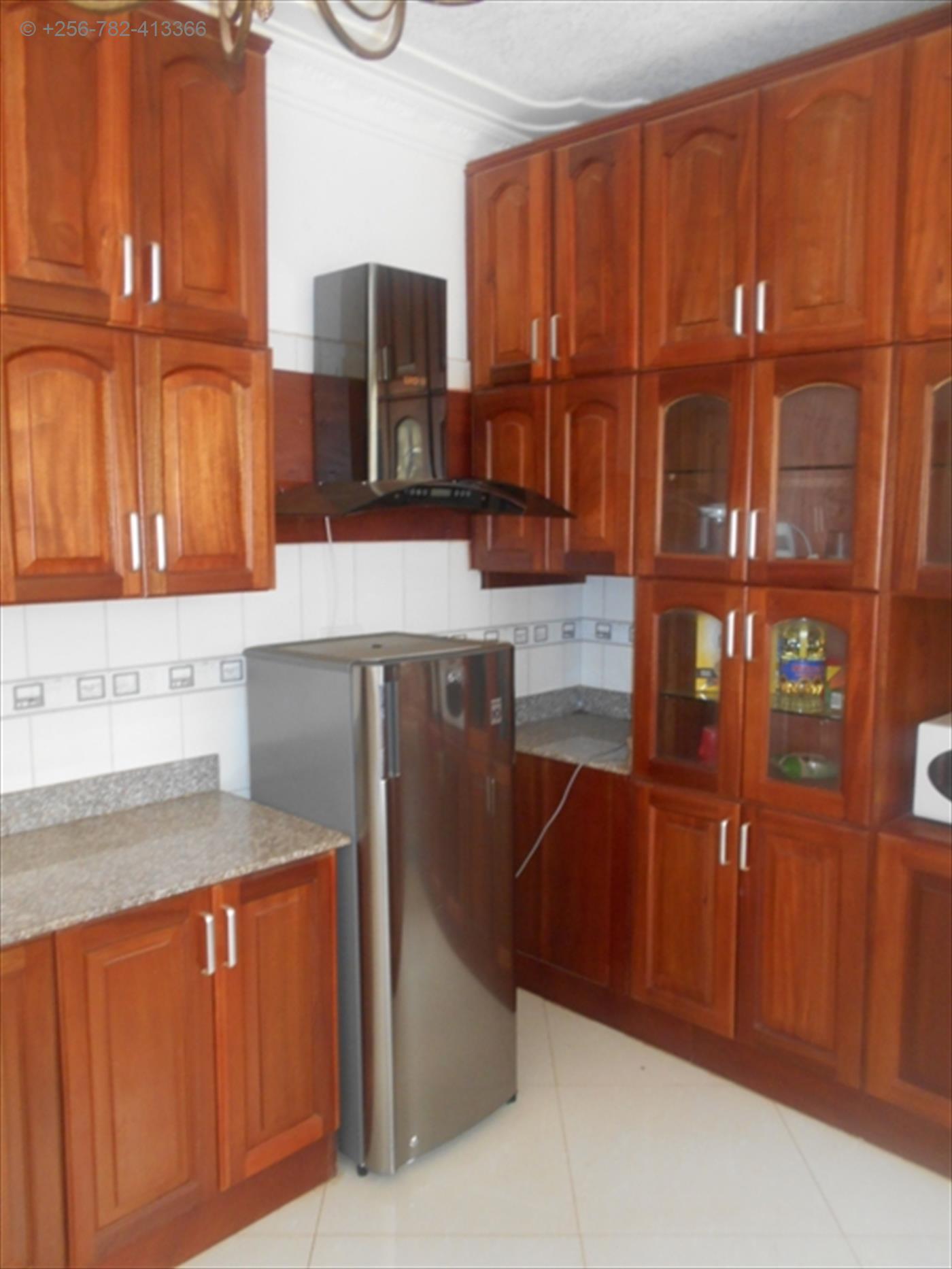 Mansion for rent in Lubowa Wakiso