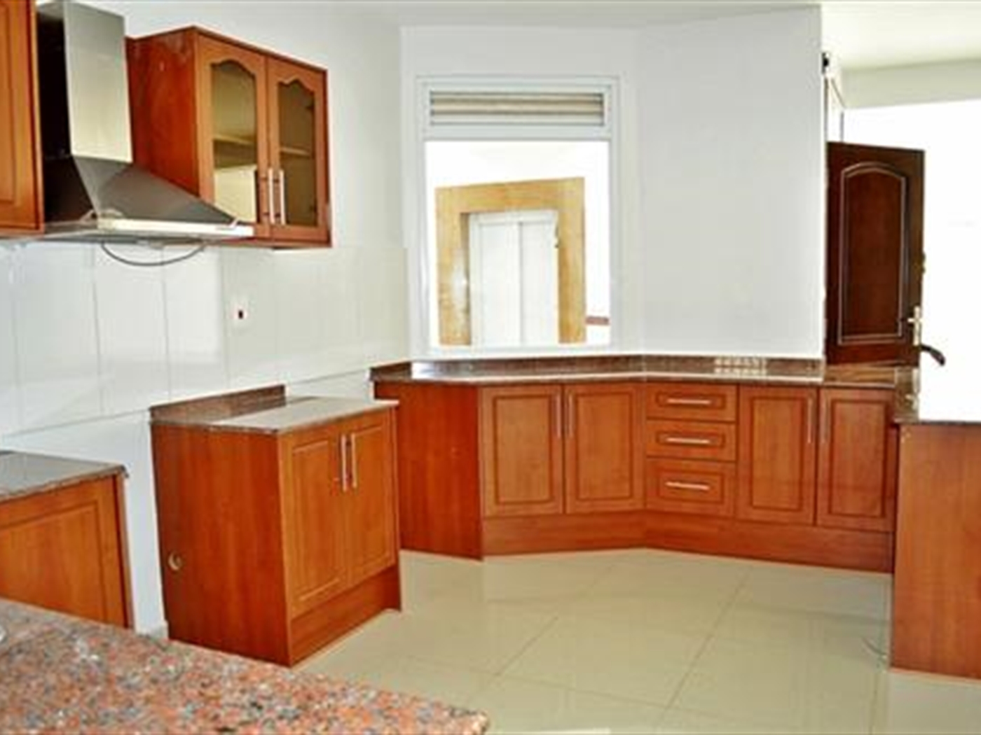 Apartment for rent in Lubowa Wakiso