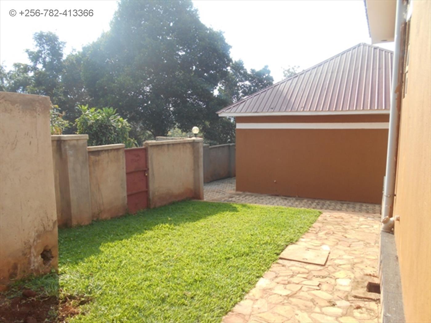 Bungalow for rent in Bwebajja Wakiso