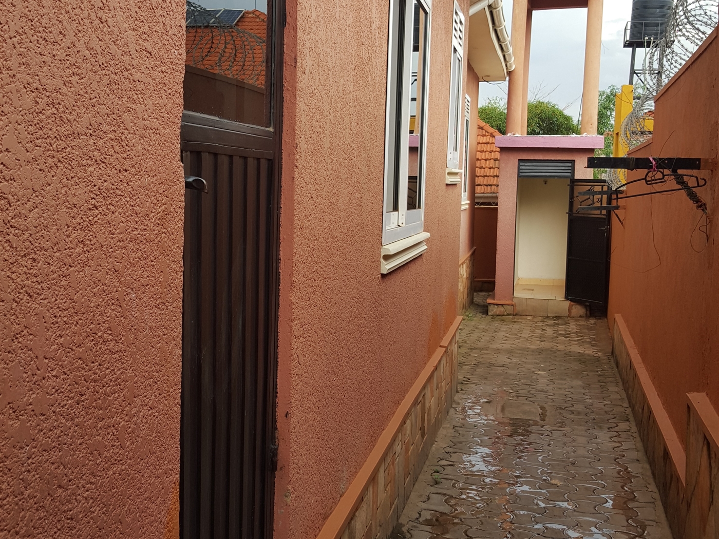 Bungalow for rent in Naalya Wakiso